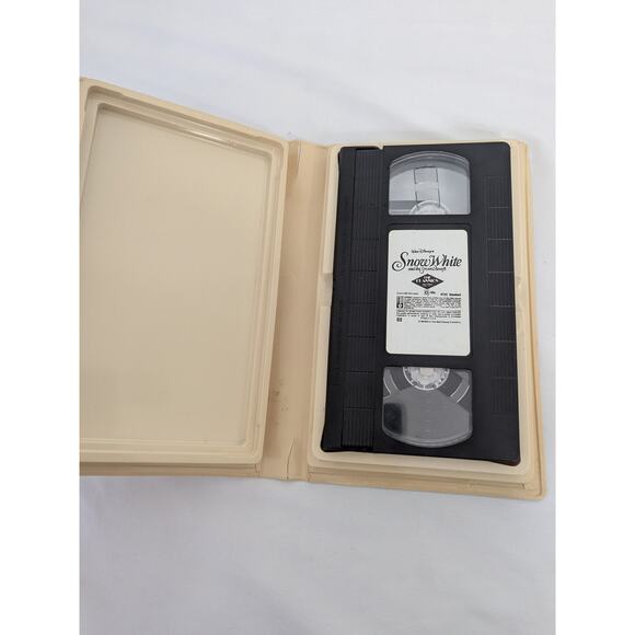 Walt Disney Snow White and the Seven Dwarfs Doblada Spanish Edition VHS Tape - Picture 4 of 4
